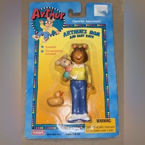 Arthur's Mom and Baby Kate Poseable Figure - Yellow Top, Blue Pants NOS